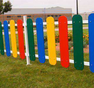 Clôture de jardin coloré